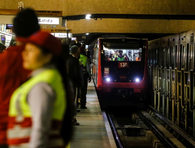 Diputada propuso que Metro de Santiago tenga vagones exclusivos para mujeres