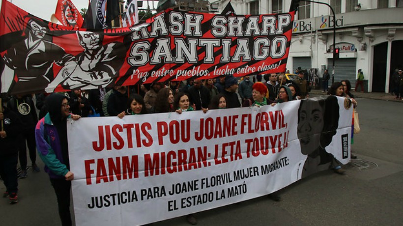 Agrupaciones marcharon a un año de la muerte de Joane Florvil para instaurar Día Nacional contra el Racismo