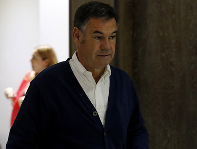 Ossandón por Kast: "Es una figura que no existe y que no es competitiva"