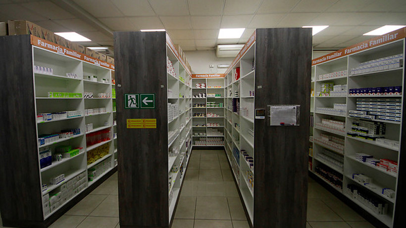 Comisión de Salud rechazó iniciativa que buscaba vender medicamentos en supermercados Comisión de Salud rechazó iniciativa que buscaba vender medicamentos en supermercados