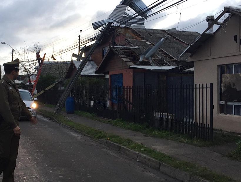 Familia afectada por el tornado en Los Ángeles “Pensábamos que era