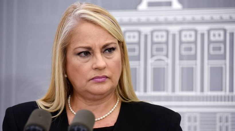 Sucesora designada del gobernador de Puerto Rico rechaza el cargo en medio de escándalo