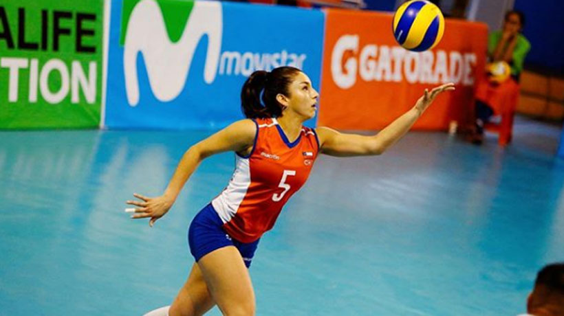 Seleccionada de Vóleibol se cuadró con hermana que optó por defender a Perú: “Mayte quiere mucho a Chile, pero Chile no la quiso”