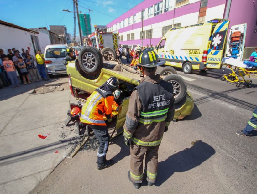 FOTOS Un lesionado dejó colisión de vehículos con posterior