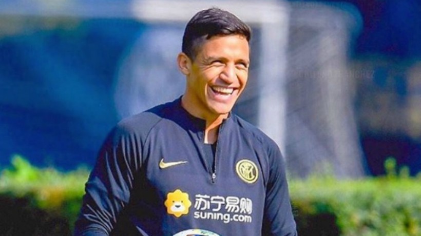 Alexis fue elegido como uno de los mejores delanteros de la década de la Premier