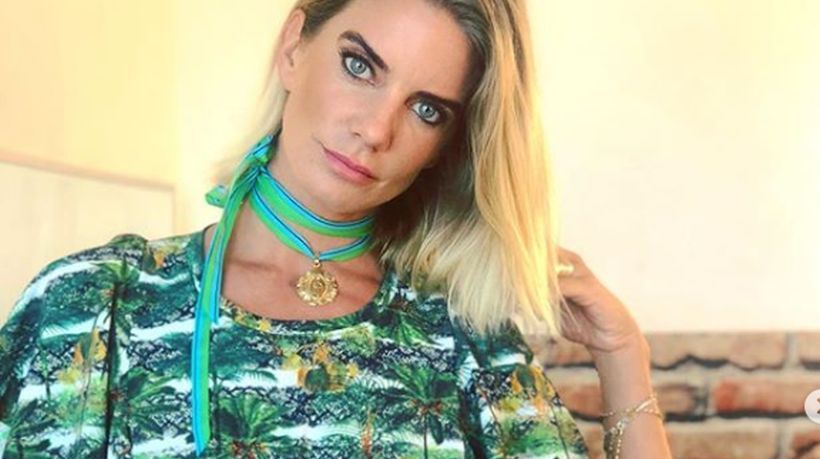 Javiera Acevedo respondió con osada postal a las críticas de usuarios por su aspecto