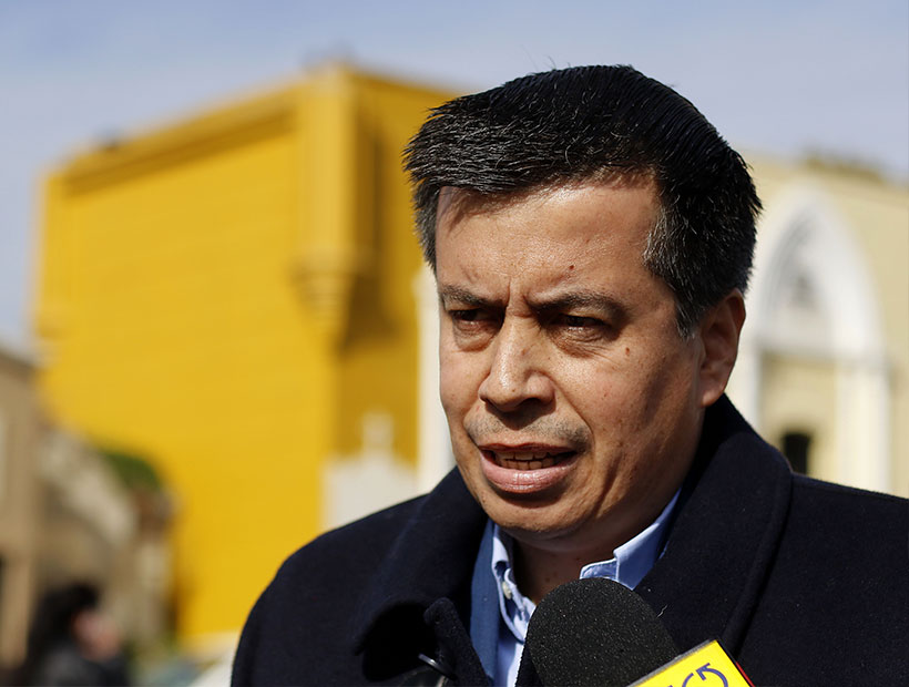 Diputado Celis pide investigar robo de madera en Laguna Verde Diputado Celis pide investigar robo de madera en Laguna Verde