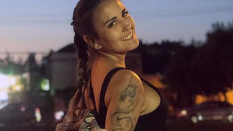 Con osadas fotografías Mary Almázabar envió un fuerte mensaje a sus críticos: “Hoy me siento linda y sensual ¿y qué?” Con osadas fotografías Mary Almázabar envió un fuerte mensaje a sus críticos: “Hoy me siento linda y sensual ¿y qué?”