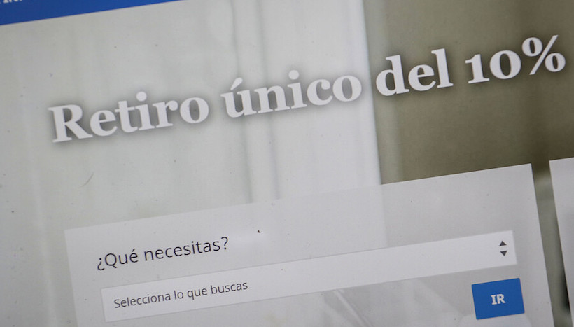 Especialistas aconsejan que todos los cotizantes retiren y hacen propuestas para destinar el dinero