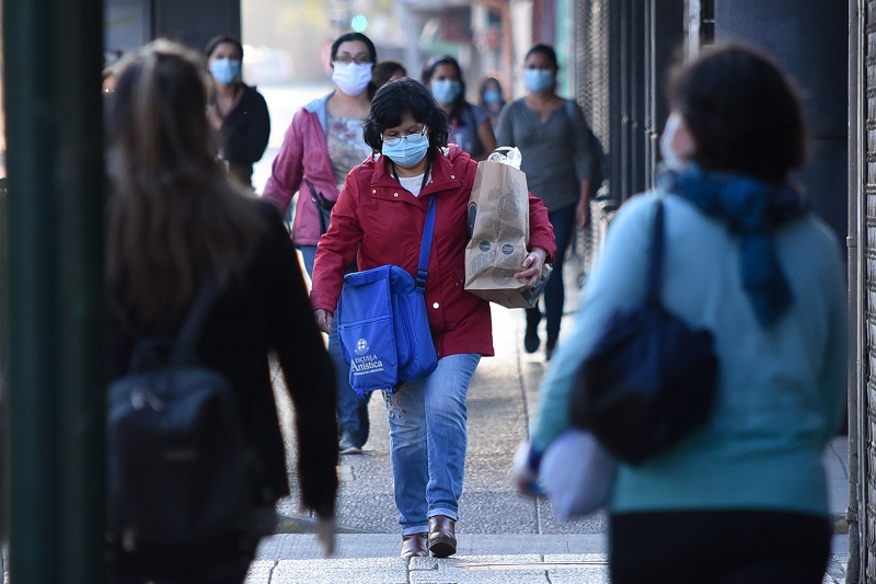 Impacto de la pandemia: 59,4% de los hogares en el país disminuyeron sus ingresos totales