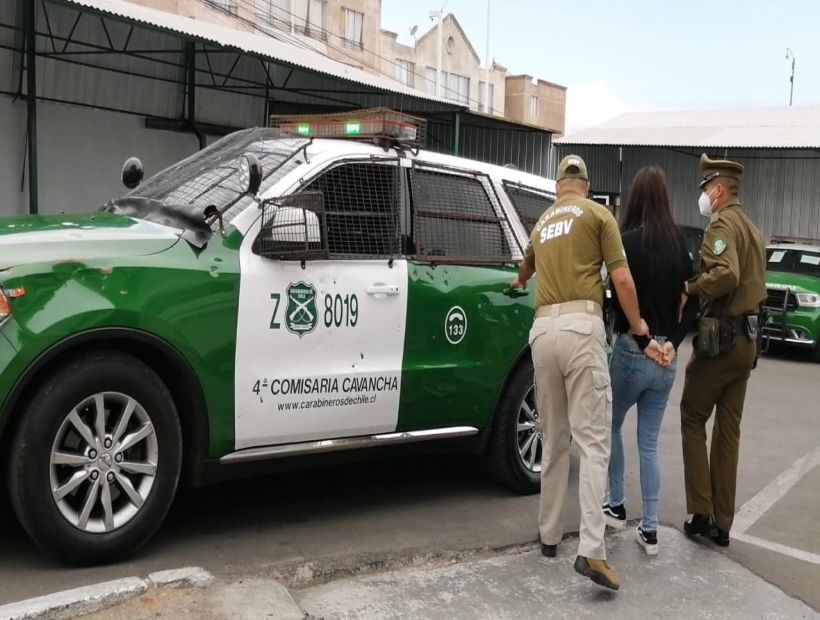 Video Detienen A Mujer En Iquique Que Manten A Orden Vigente Por Lesiones