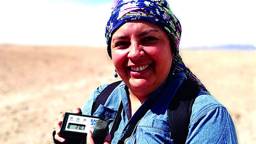 Revista Forbes destacó el trabajo de investigadora antofagastina en el desierto de Atacama