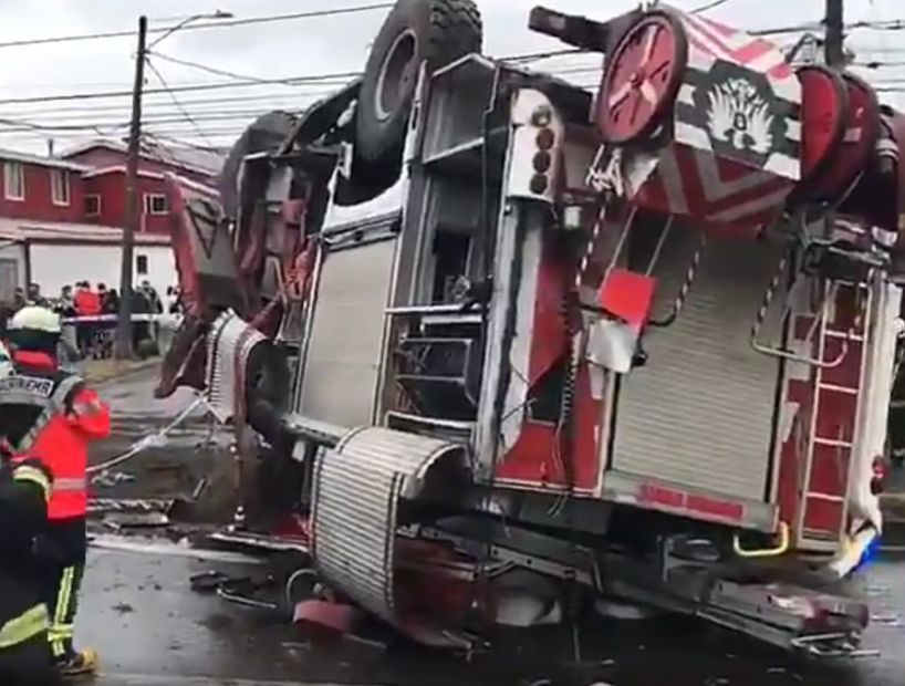 [VIDEO] Al Menos Seis Lesionados Dejó El Volcamiento De Un Carro De ...