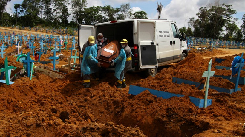 Brasil es el segundo país del mundo con más muertes por Covid-19 y continúa sin aprobar vacuna