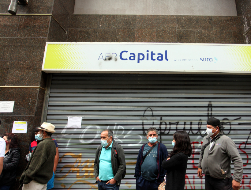 Comisión de Constitución aprobó un tercer retiro del 10%