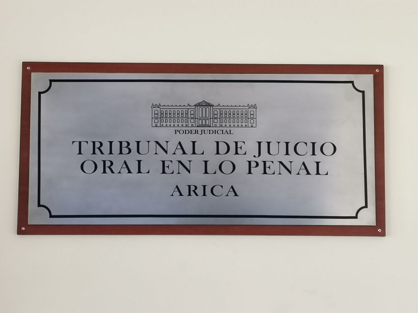 Arica: condenan a 5 años y un día de presidio a autora del delito de tráfico de migrante menor de edad Arica: condenan a 5 años y un día de presidio a autora del delito de tráfico de migrante menor de edad