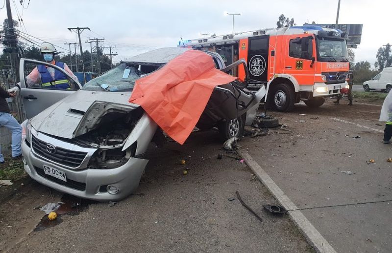 Una Persona Fallece En Violenta Colisi N De Dos Camionetas En La Salida