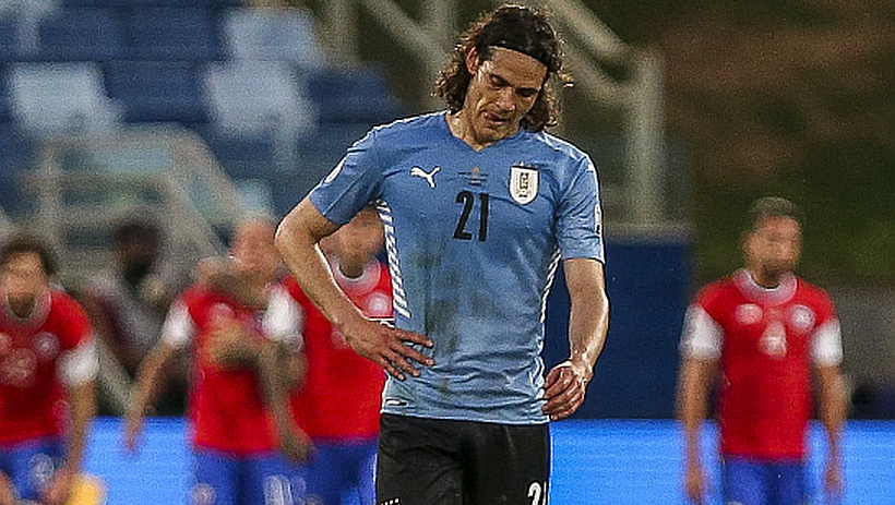 La FIFA ordenó a Uruguay quitar dos estrellas de su camiseta