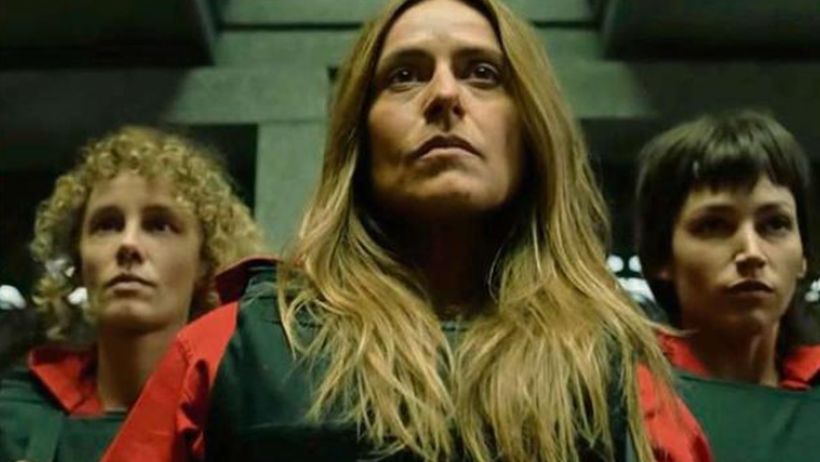 Los ladrones con cara de Dalí inician su atraco final
