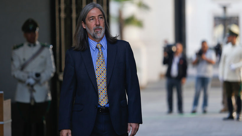 Senador Letelier (PS): "No me cierro al cuarto retiro"