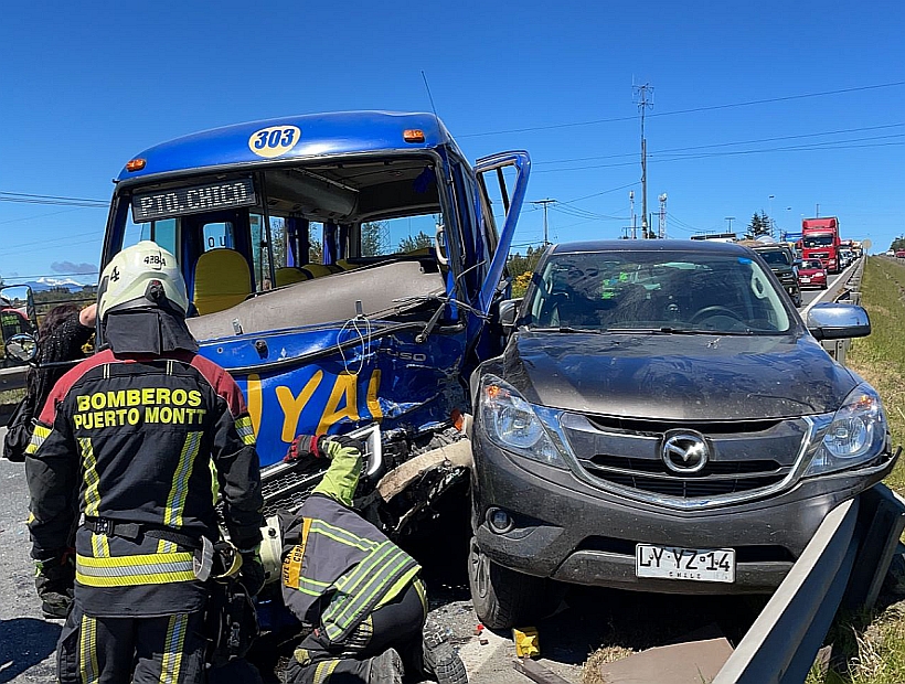 Falleció conductor de minibús involucrado en accidente en acceso a ...