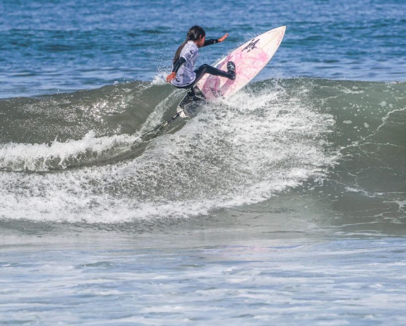 Surfistas de 12 y 14 años dieron inicio a campeonato nacional de surf en Arica Surfistas de 12 y 14 años dieron inicio a campeonato nacional de surf en Arica