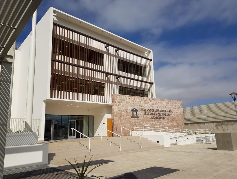 Murió abuelo que fue atropellado junto a su pareja y nieto en Alto Hospicio: hoy formalizan a chofer del camión