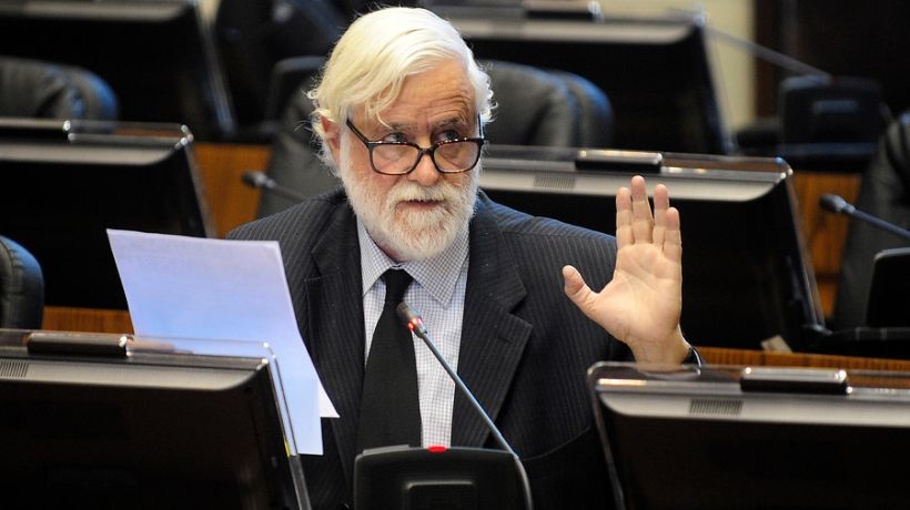 Ex ministro Aninat anunció que votará por José Antonio Kast