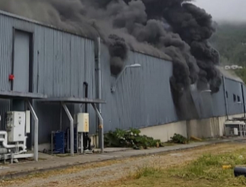Incendio afecta a piscicultura en la Carretera Austral