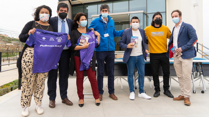 San Antonio Unido: Esteban Paredes no llegó a la presentación del libro ‘Lila del Puerto’ San Antonio Unido: Esteban Paredes no llegó a la presentación del libro ‘Lila del Puerto’