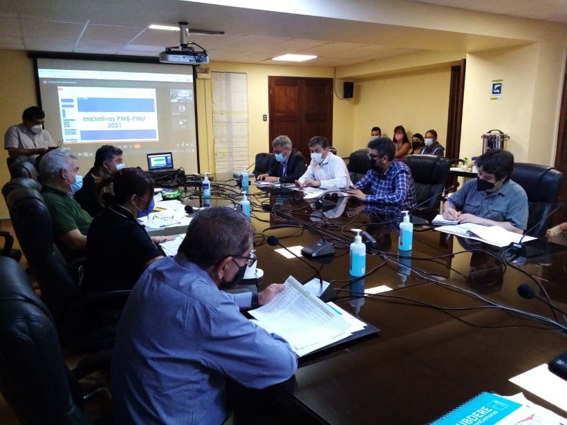 Municipalidad de Arica presenta proyectos en sesión de la Comisión de Presupuesto Regional