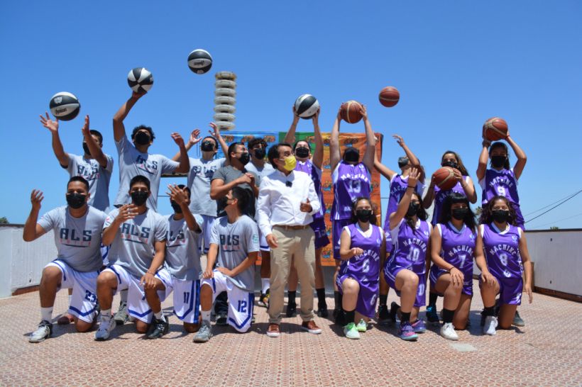 Gobernador regional de Arica comprometió recursos para campeonatos de básquetbol