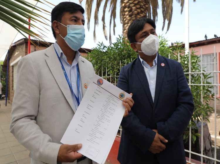 Gobernador y alcalde de Ollagüe interponen recurso de protección ante descontrol migratorio y riesgo sanitario Gobernador y alcalde de Ollagüe interponen recurso de protección ante descontrol migratorio y riesgo sanitario