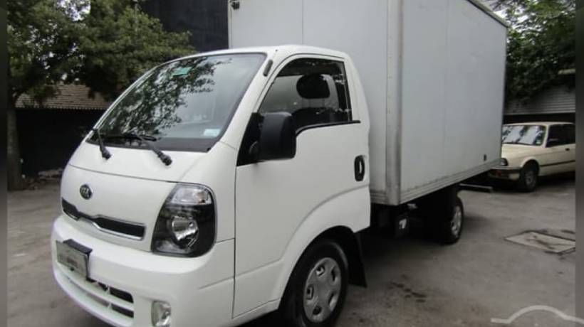 Roban camión de empresa dedicada al reciclaje de plásticos en Curauma