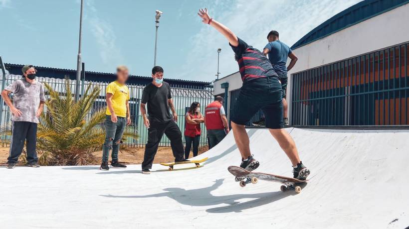 Jóvenes de Centro de Justicia Juvenil de Limache constuyeron rampa de skate Jóvenes de Centro de Justicia Juvenil de Limache constuyeron rampa de skate