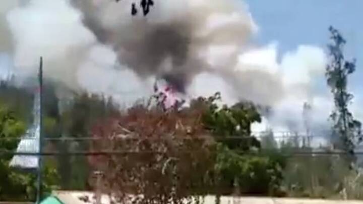 Sigue en vigencia Alerta Roja en Casablanca por incendio forestal que consume 20 hectáreas
