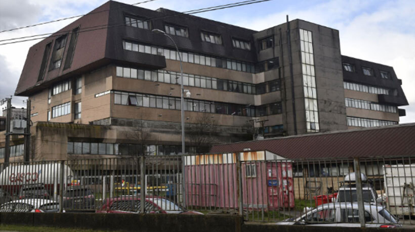 Presión de los gremios del hospital base de Valdivia logran frenar renuncia del director del recinto