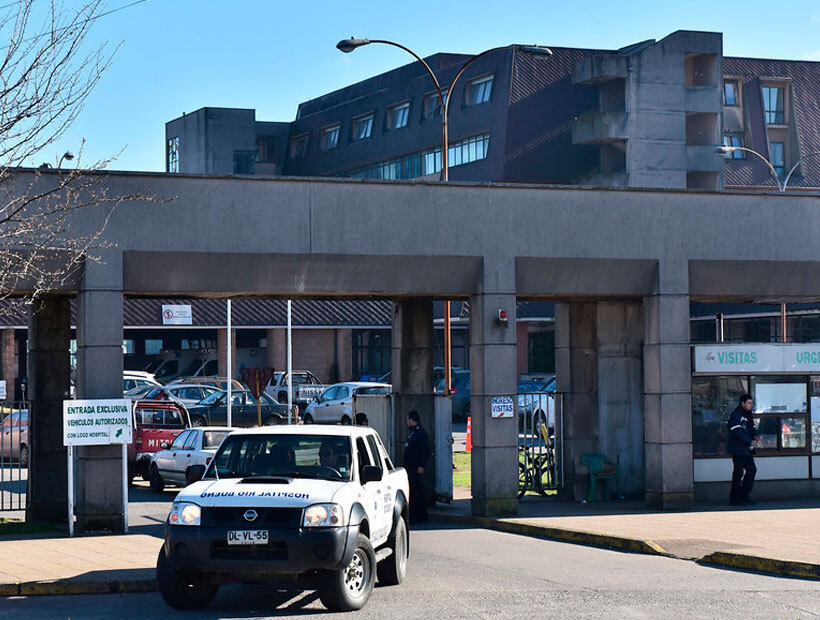 Vacunatorio del Hospital Base de Valdivia se mantendrá cerrado hoy por lluvias