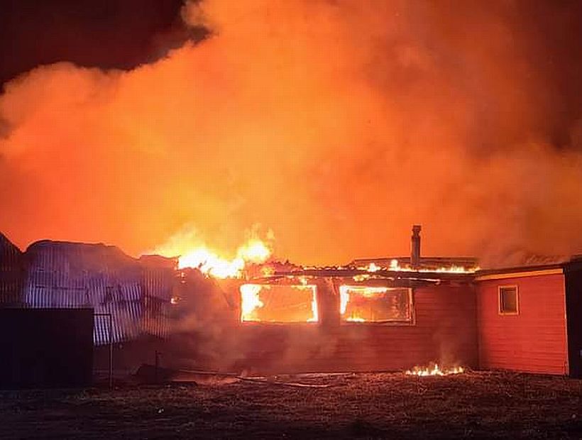 Violento incendio destruyó escuela rural de la comuna de San Pablo