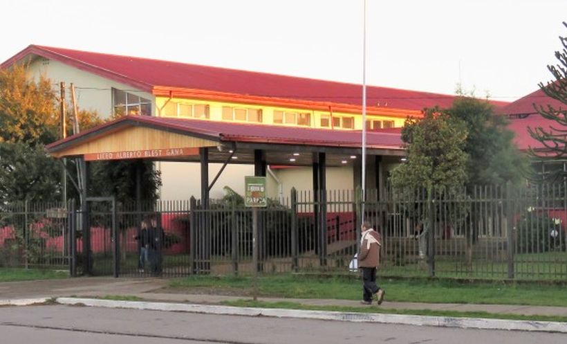 Investigan denuncia de abuso realizada por estudiante de Los Lagos