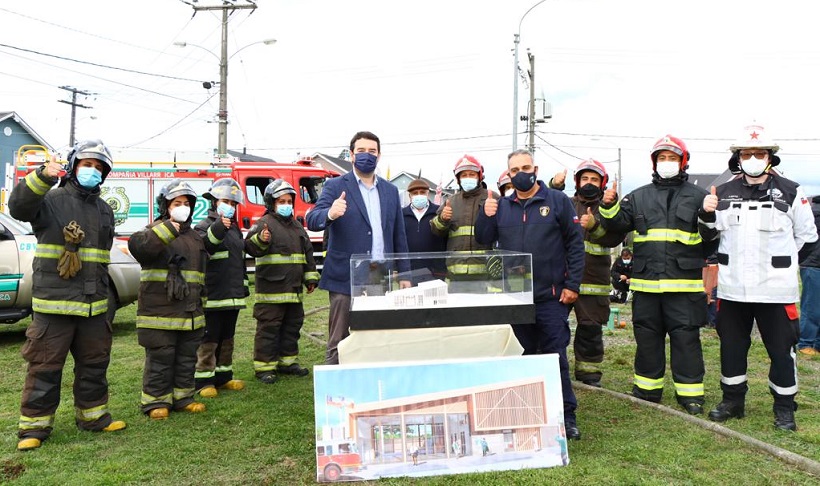 Gobernador Rivas firma mensaje para construcción de nuevo cuartel de