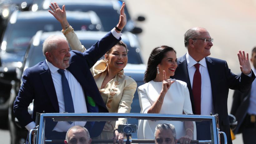 Lula asume la presidencia de Brasil rodeado de una importante comitiva de mandatarios internacionales Lula asume la presidencia de Brasil rodeado de una importante comitiva de mandatarios internacionales
