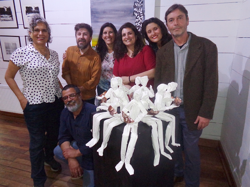 Docentes de la ULagos inauguraron muestra artística en Puerto Varas