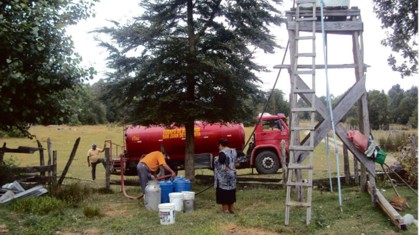 Un 30% incrementan la entrega de agua en camiones aljibes en la provincia de Osorno Un 30% incrementan la entrega de agua en camiones aljibes en la provincia de Osorno