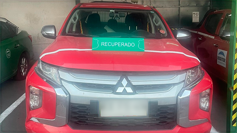 Detienen a tres sujetos por robo con intimidación de camionetas en Iquique