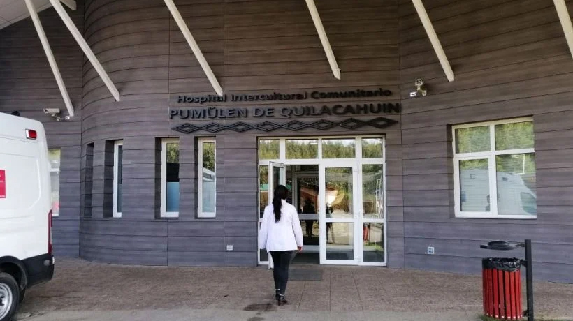 Funcionarios del hospital Quilacahuin de San Pablo exigen la renuncia del Director del recinto