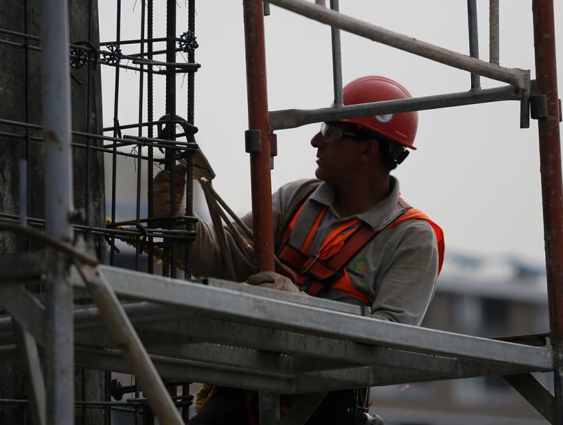 Desempleo en Chile cerró el 2022 en 7,9% Desempleo en Chile cerró el 2022 en 7,9%