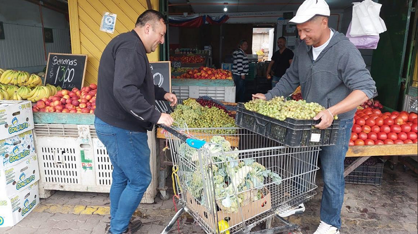 Quillota: ferias locales se unen a campaña para abastecer comedores solidarios