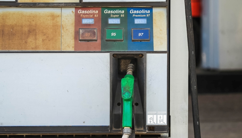 Compra de combustible en bidones estará sujeta a salvoconducto que se obtendrá en Comisaría Virtual Compra de combustible en bidones estará sujeta a salvoconducto que se obtendrá en Comisaría Virtual