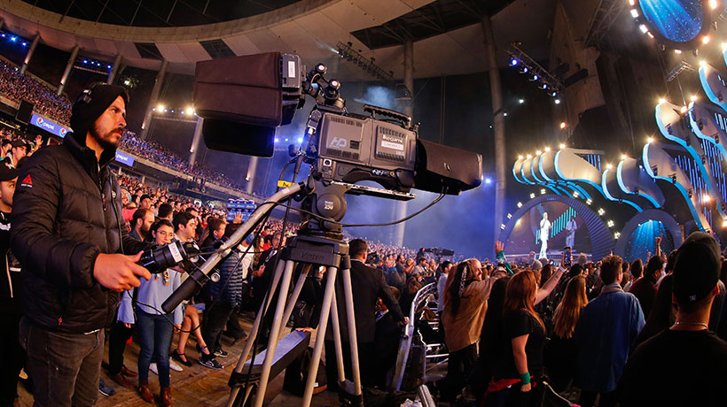 Concejales de Viña del Mar piden evalúar fin de contratos y concesiones del Festival tras caída de artistas